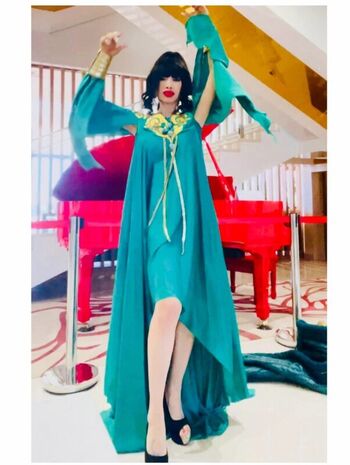 Bai Ling
