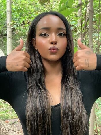 Full leaked Earthtokhadija private onlyfans photo