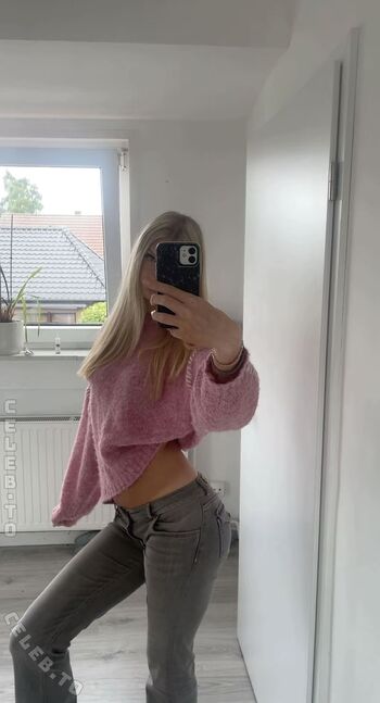 Full leaked Emma jelschen private onlyfans photo