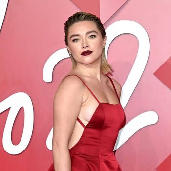 Full leaked Florence pugh private onlyfans photo