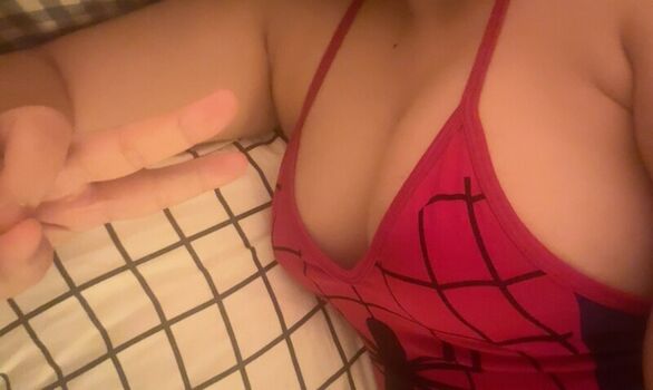 Full leaked Kallmekairi private onlyfans photo