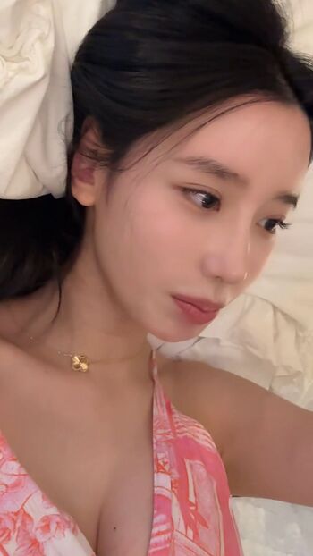 Full leaked Kpop girls page private onlyfans photo