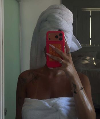 Full leaked May arev private onlyfans photo