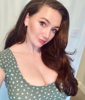 Full leaked Missvintagedresses private onlyfans photo