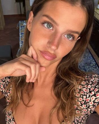 Full leaked Steph mandich private onlyfans photo
