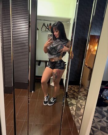 Full leaked Waifumay private onlyfans photo