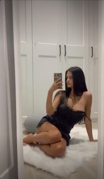 Full leaked Linsey dawn mckenzie / private onlyfans photo