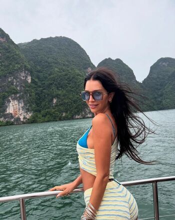 Full leaked Zaira nara private onlyfans photo