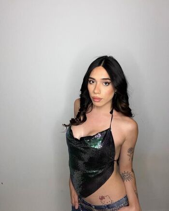 Full leaked Zaramyles private onlyfans photo